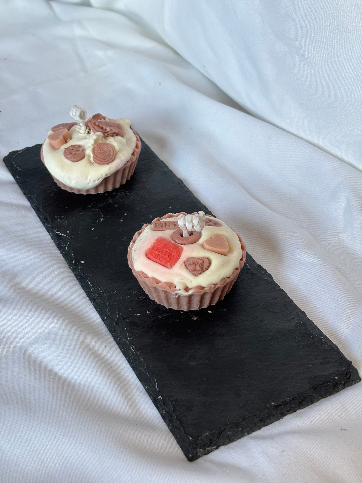 Velita pastelito de nata y galletas