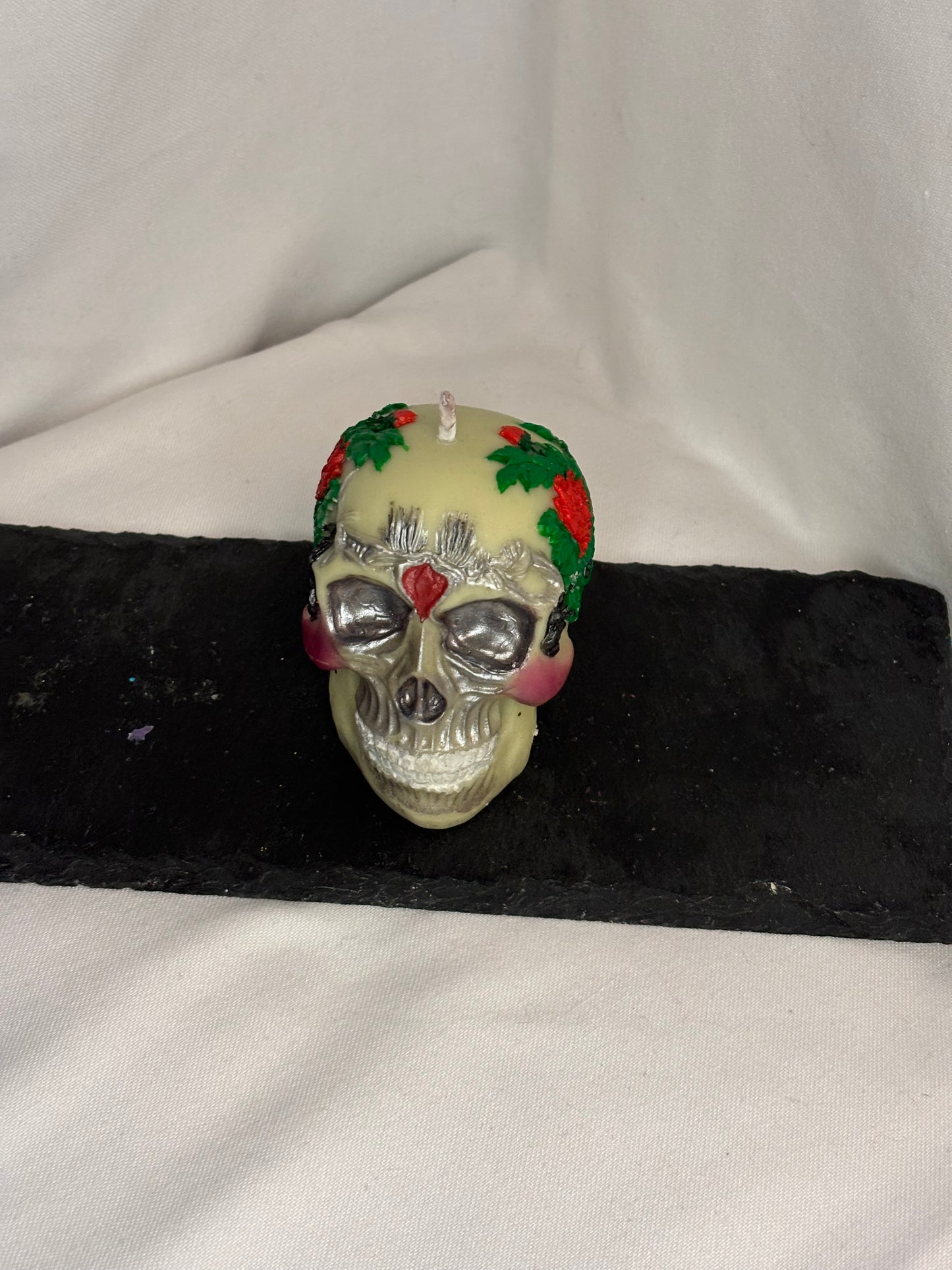 Vela de calavera con corona de espigas